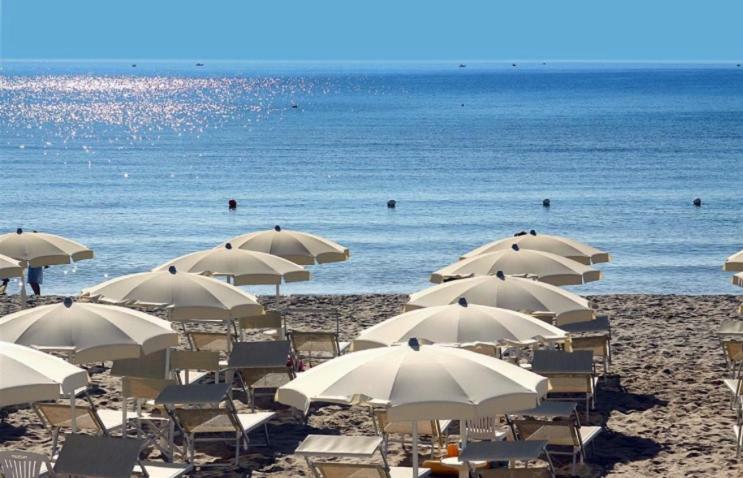 Stella Maris Hotel Lido Джиноза-Марина Экстерьер фото